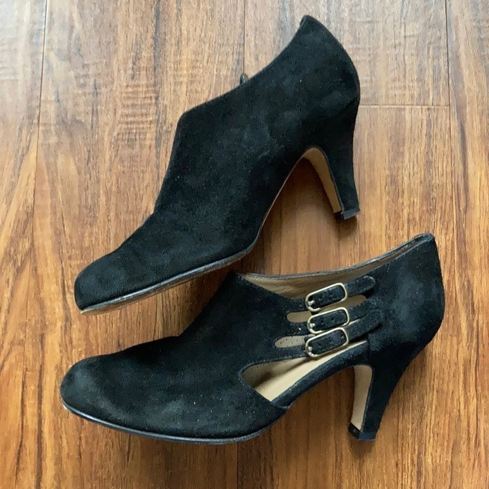 Anyi Lu leather heels size‎ 36.5